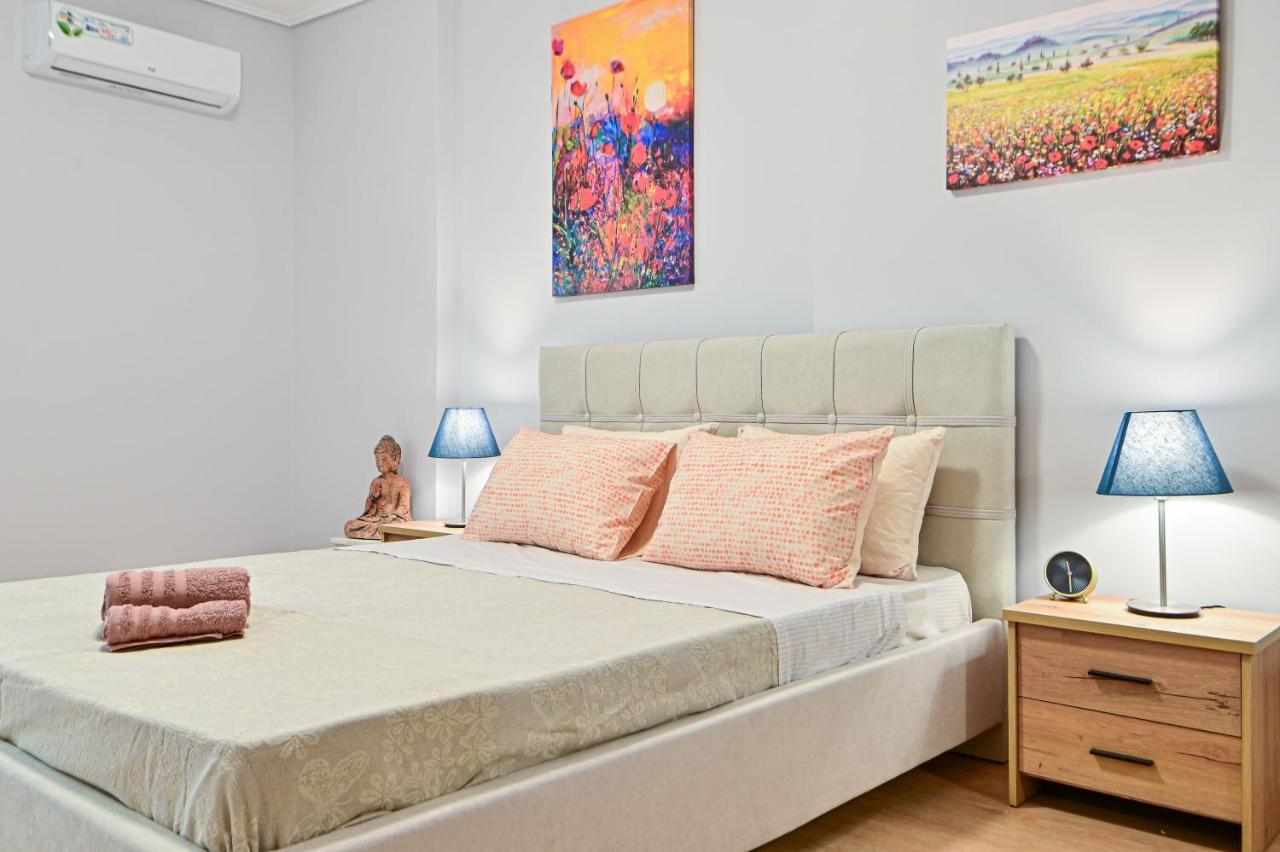 Cozy Apartment Located On The Piraeus Port Area Esterno foto