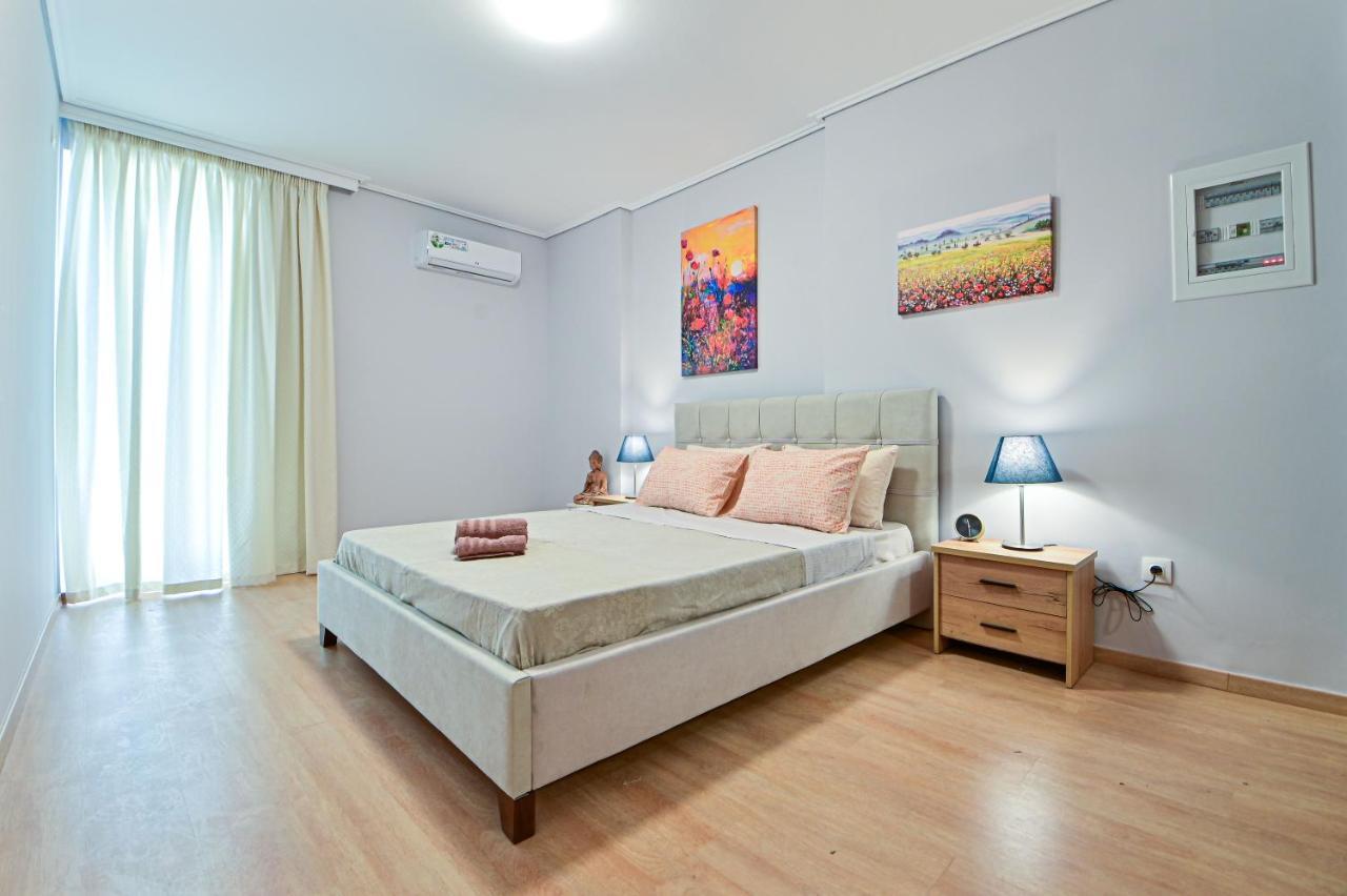 Cozy Apartment Located On The Piraeus Port Area Esterno foto